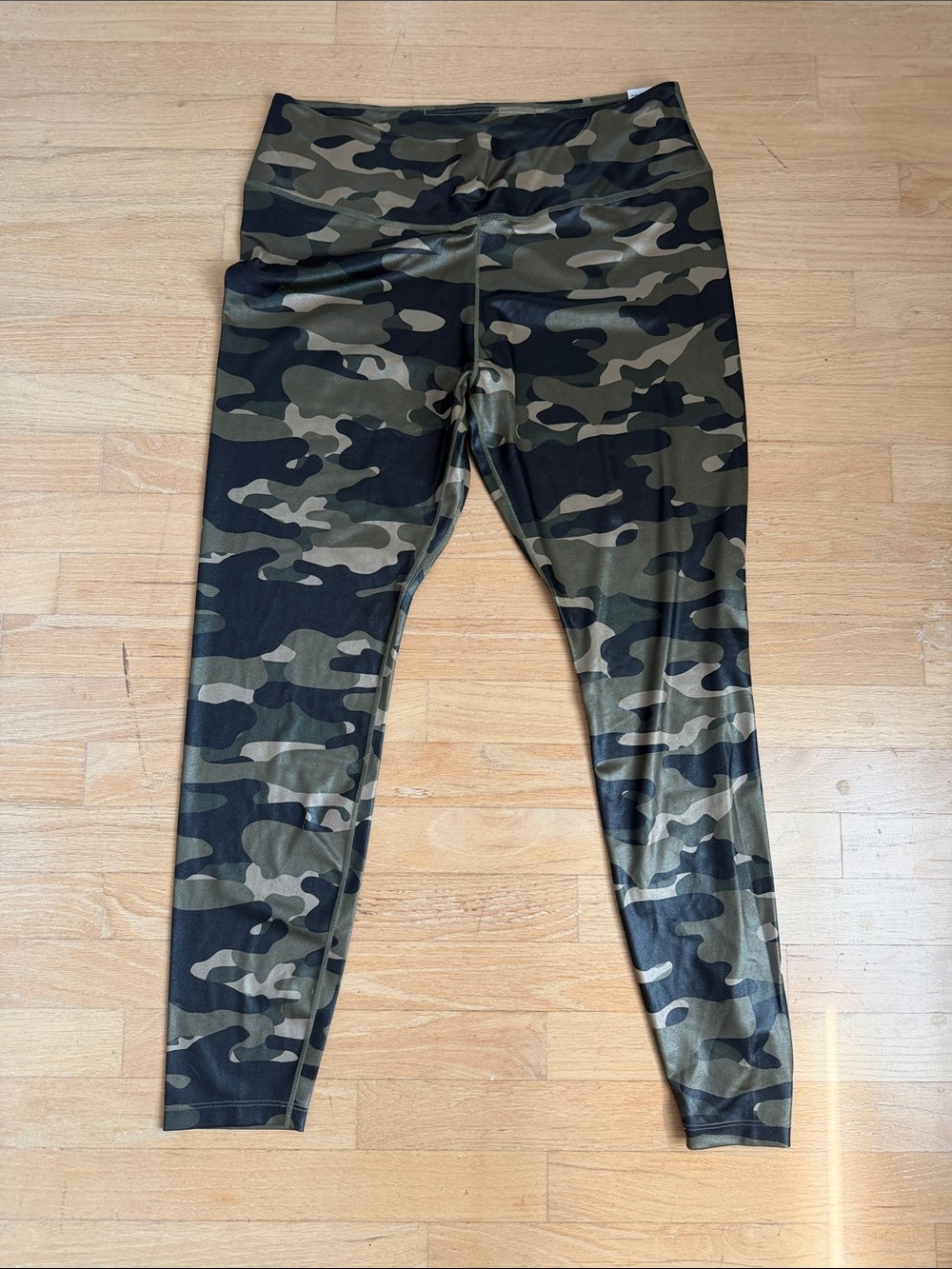 Nike Camo High-Rise Leggings - Olive & Black